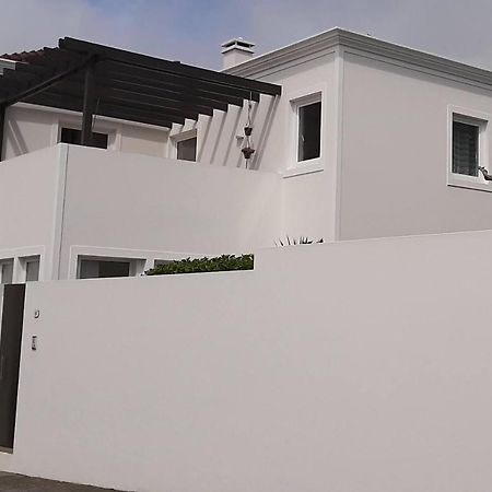 Vila Nikau - Garden By The Sea ラゴア エクステリア 写真