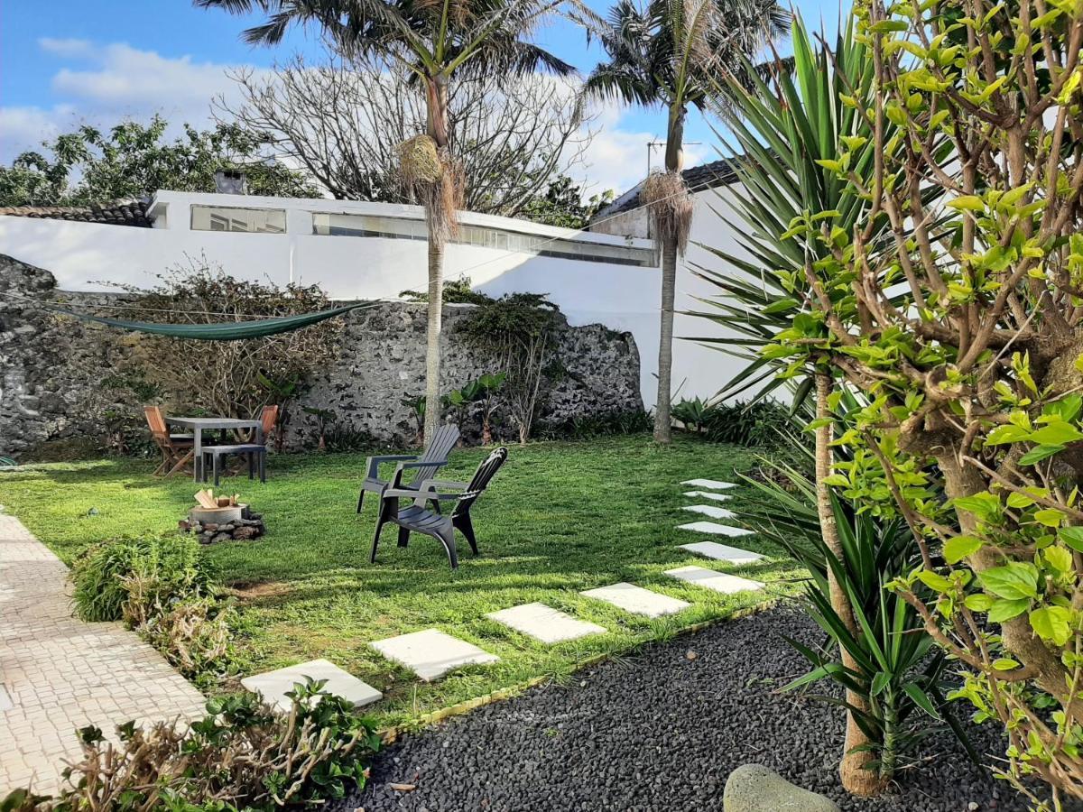 Vila Nikau - Garden By The Sea ラゴア エクステリア 写真